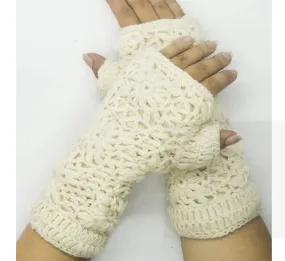 White women's wool gloves