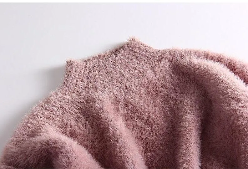 WINTER TURTLENECK SWEATER