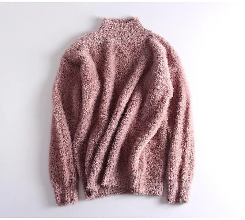 WINTER TURTLENECK SWEATER